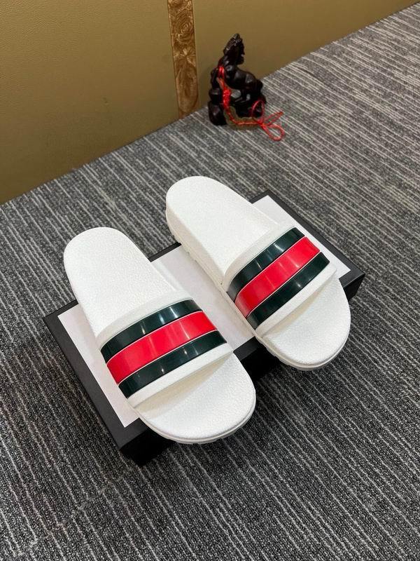 Gucci Men's Slippers 488